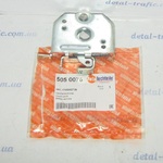 Замок капота