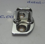 Скоба замка передней двери Скоба замка передней двери