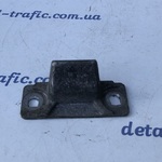 Направляющая боковой сдвижной двери Направляющая боковой сдвижной двери